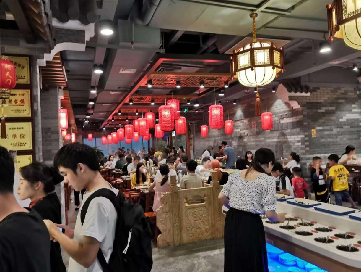 臨汾開火鍋加盟店，遇到同行搶生意怎么辦？